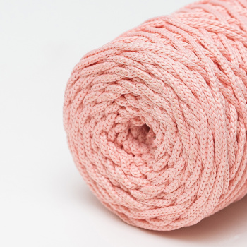 светло-розовый