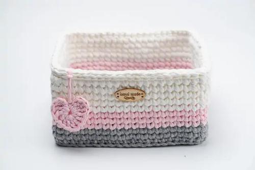 Вяжем квадрат из трикотажной пряжи — мастер-класс! Вяжем квадрат из трикотажной пряжи — мастер-класс!