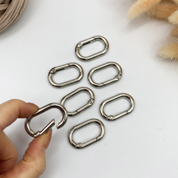 91_1 Овал-карабин, серебро, 33х25 мм 