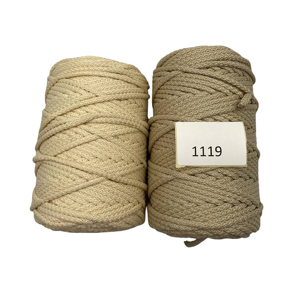 1119