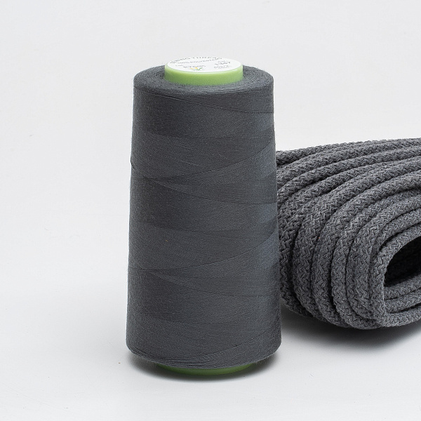 тёмно-серый